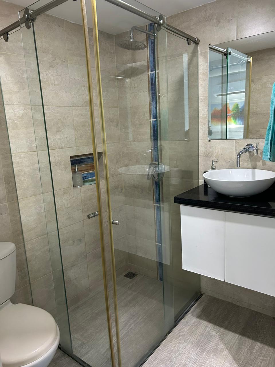 Apartamento 10-2B baño