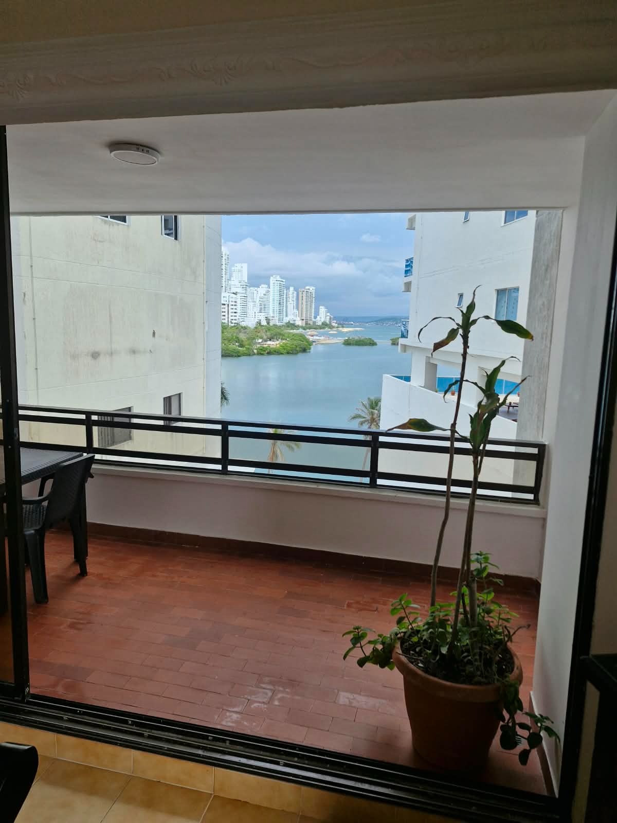 Apartamento 6-2C balcón